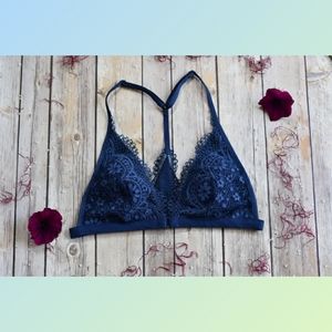 Victoria's Secret Intimates Lacey Lingerie Size S